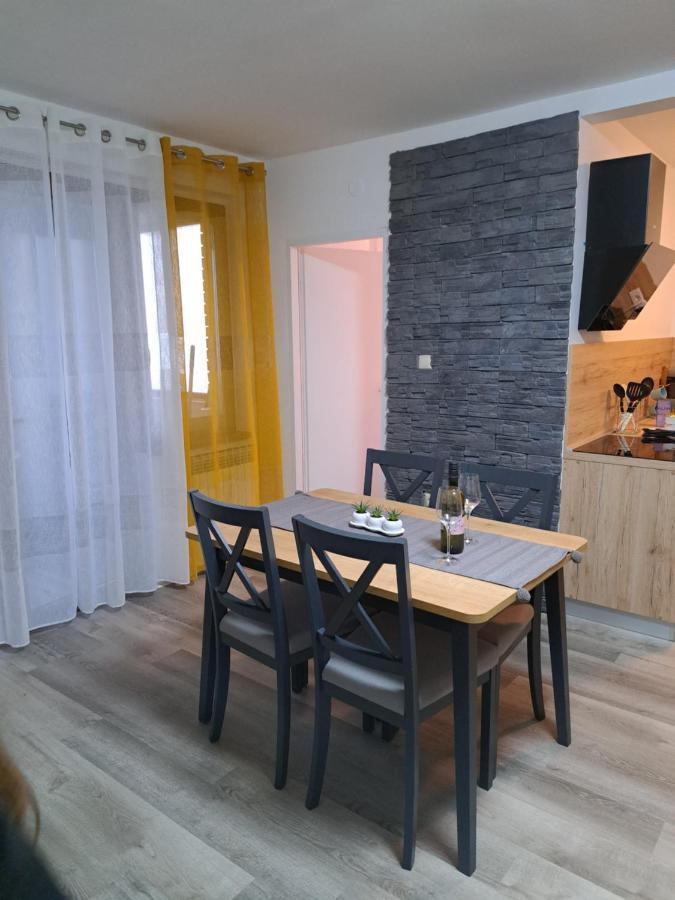 Apartman Stefany Apartment Varazdin Ngoại thất bức ảnh